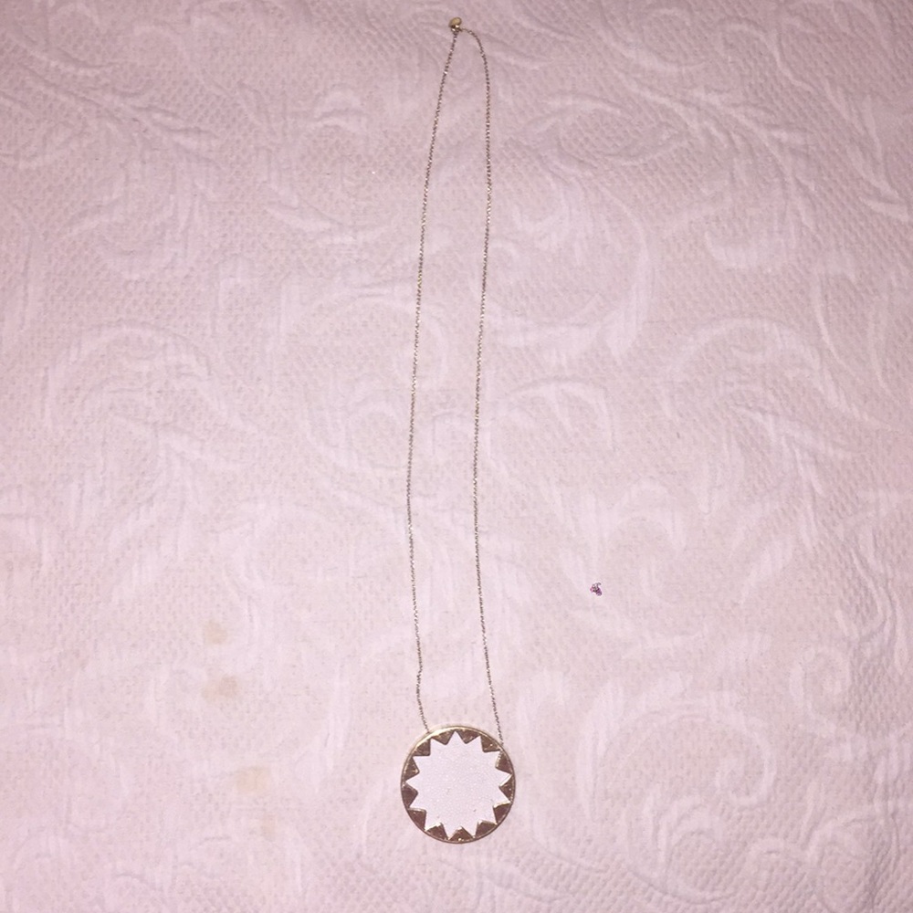 House of Harlow necklace